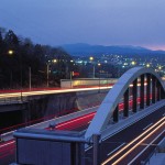 国道299号バイパスから見る秩父の山並みと夜景 国道299号バイパスから見る秩父の山並みと夜景
